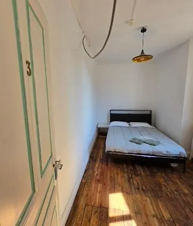 De La Cite 30 Personnes Avec Piscine * Châlons-en-Champagne
